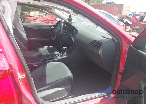 2019 Volkswagen Jetta 1.4T Sel z USA, uszkodzony, nr VIN 3VWE57BU5KM107283